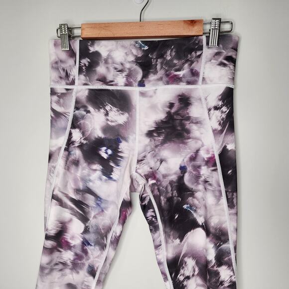 Athleta Run Free Winter Garden 7/8 Tight Gray Small - Picture 3 of 9